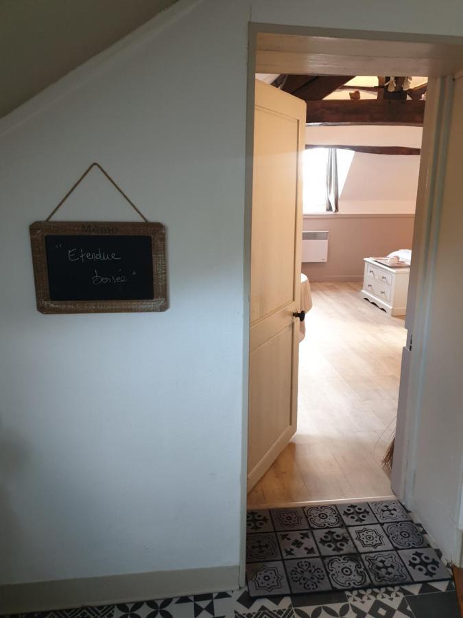 D'Anciennes "Chambres De Bonnes" Honfleur Eksteriør bilde