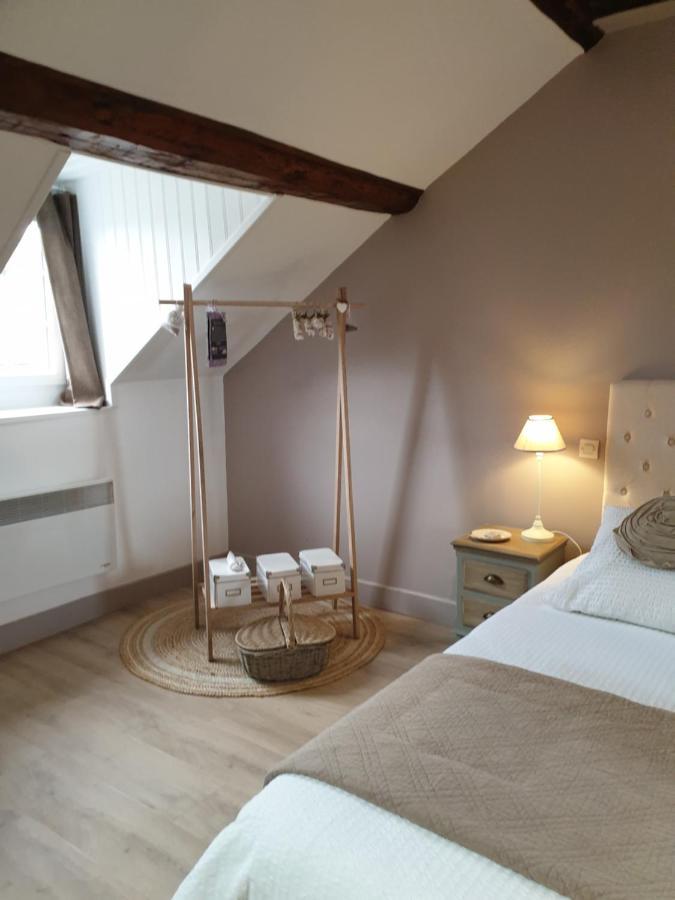 D'Anciennes "Chambres De Bonnes" Honfleur Eksteriør bilde