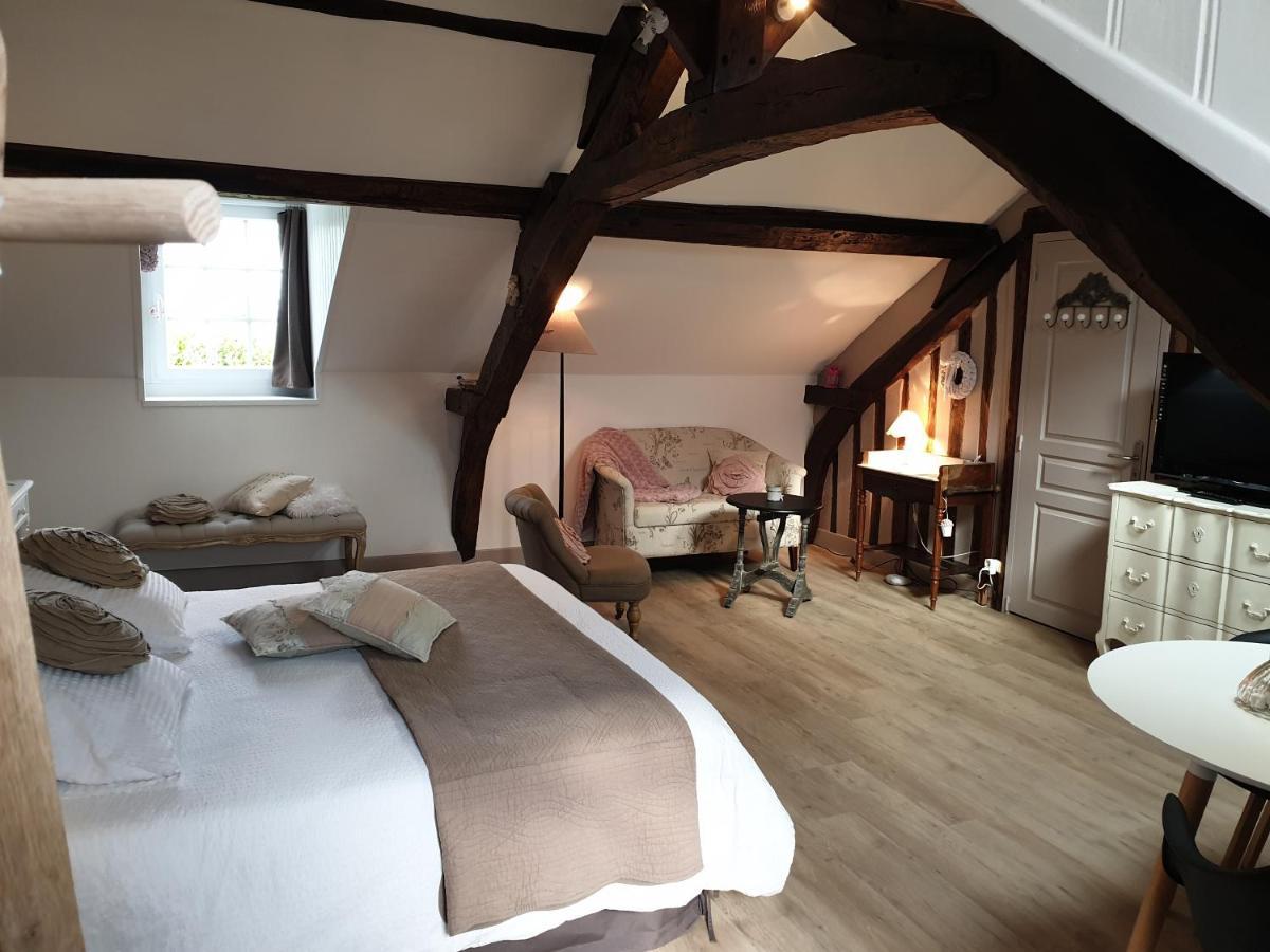 D'Anciennes "Chambres De Bonnes" Honfleur Eksteriør bilde