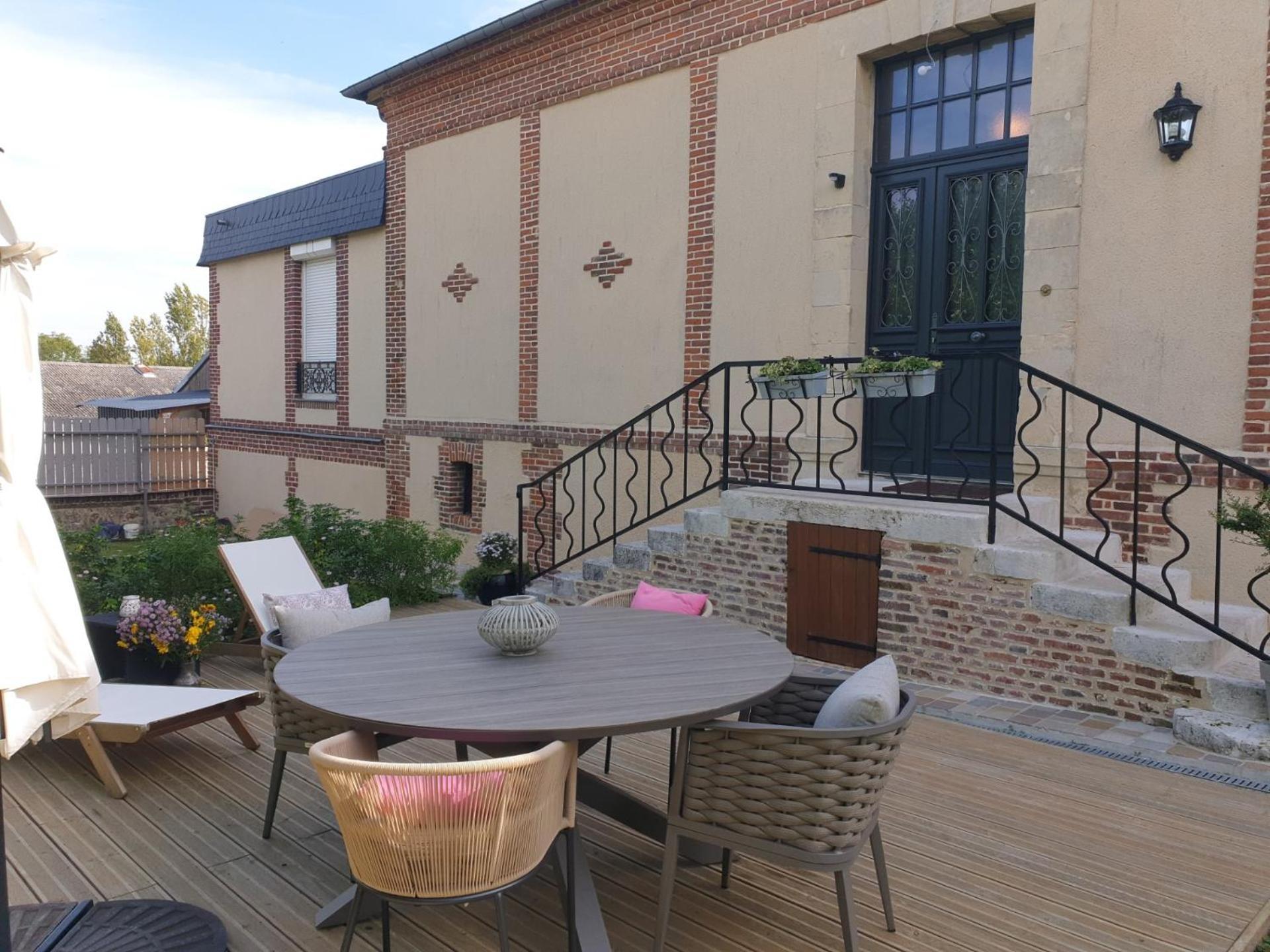 D'Anciennes "Chambres De Bonnes" Honfleur Eksteriør bilde